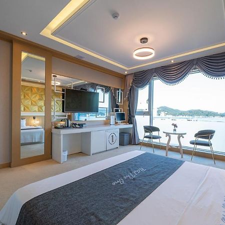 Hotel The One Yeosu Exterior photo